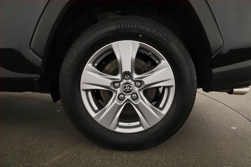 Toyota RAV4 (2023) Comfort 2.5 Hybrid - fotka 18 z 18