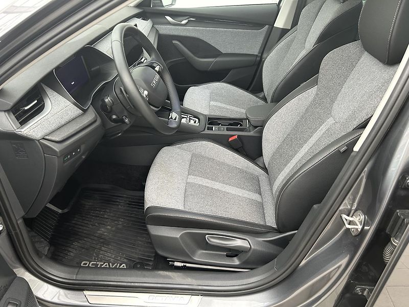 Škoda Octavia 2.0 TDI Top selection - fotka 7 z 28
