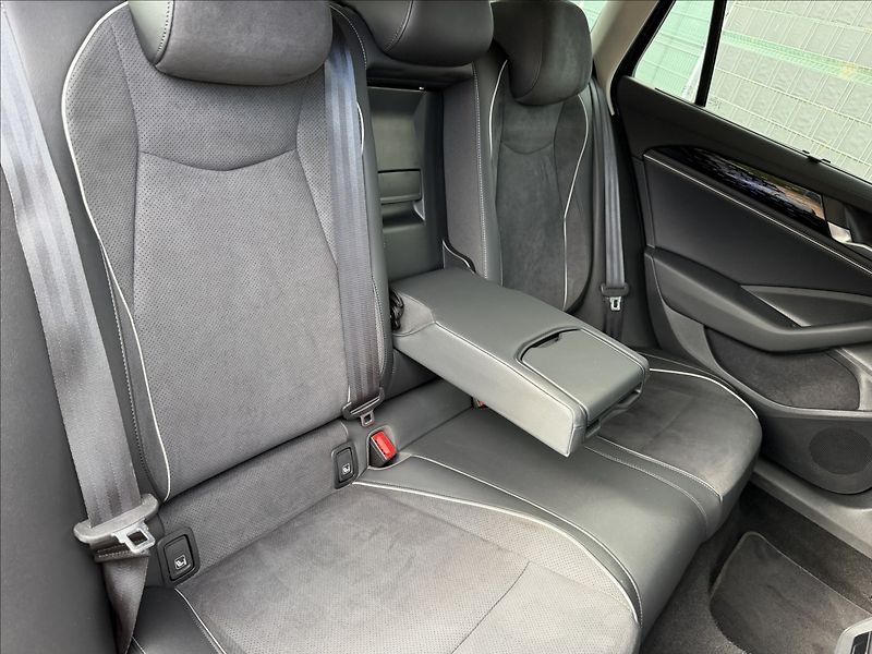 Volkswagen Passat 1.5 eTSI Business/HUD/ERGO - fotka 26 z 28