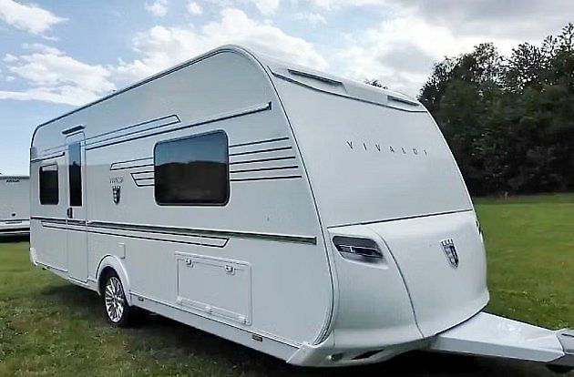 Pohled na karavan z boku., zdroj: Se svolením Knaus Tabbert