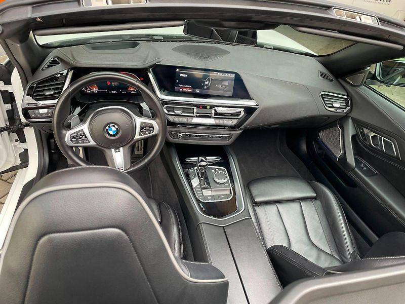 BMW Z4 (2023) M40i 250KW - fotka 9 z 12