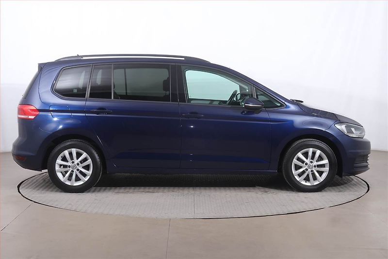 Volkswagen Touran (2015) 1.2 TSI, Serv.kniha, Tempomat - fotka 6 z 21