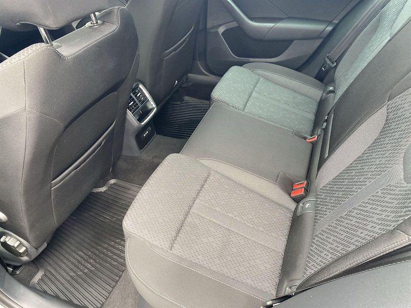 Škoda Octavia (2023) Combi 1.5 TSI ACT e-TEC DSG St - fotka 7 z 33