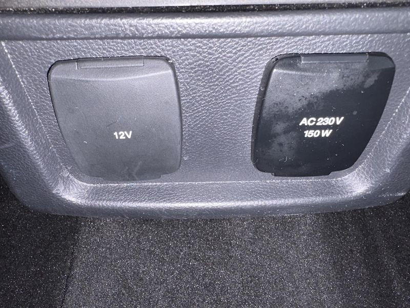Ford Galaxy (2022) 2.0 EcoBlue  Titanium 7 míst - fotka 29 z 30