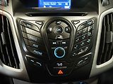 Ford Focus (2013) 1.6 TDi, AC, temp, tažné - náhled 16