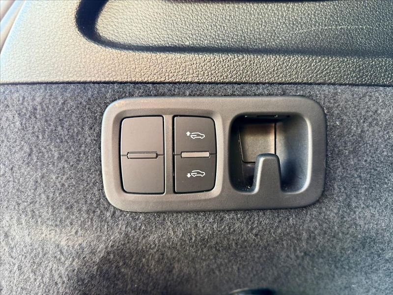 Audi Q7 3,0 TDI 210kW quattro S-line - fotka 14 z 34