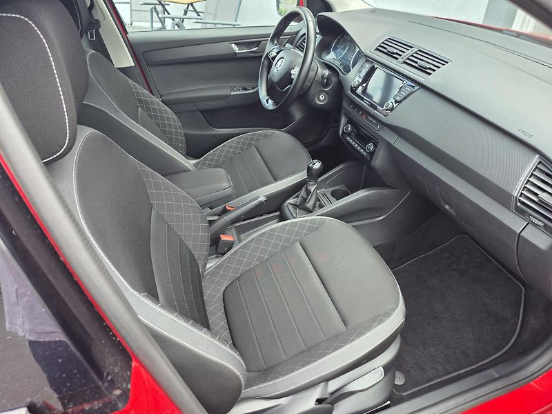 Škoda Fabia (2023) 1.0TSI 70kW STYLE ČR NOVÉ  - fotka 9 z 20