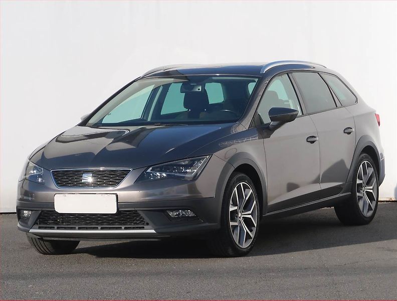 Seat Leon (2015) X-Perience 1.6 TDI, Navi - fotka 2 z 20