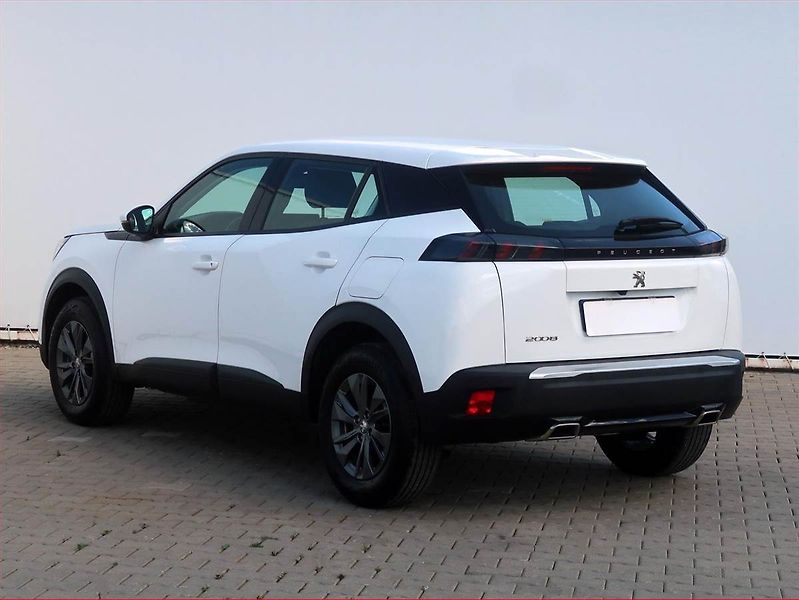 Peugeot 2008 (2021) Active Pack 1.2 PureTech - fotka 4 z 20