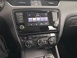 Škoda Octavia (2014) 1.2 TSI, Navi, Park. senzory - náhled 12