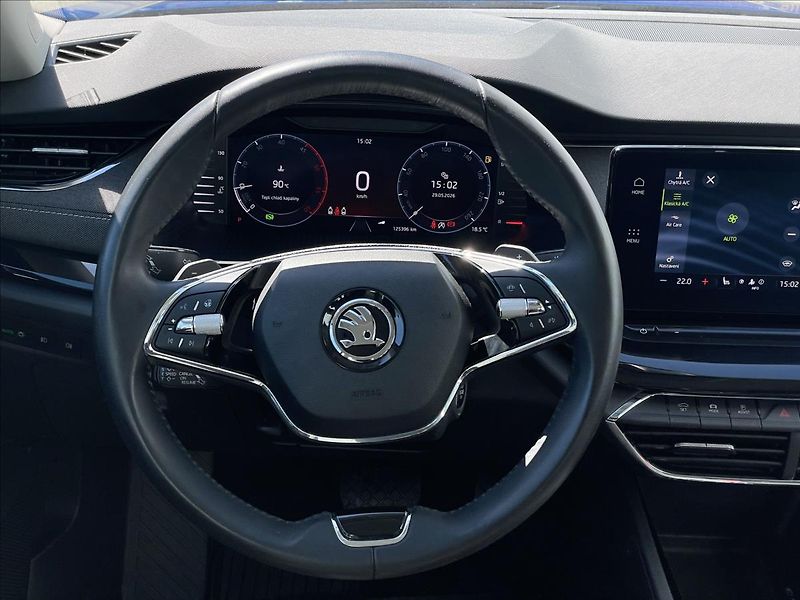 Škoda Octavia 2,0 TDI DSG Combi Style Plus - fotka 8 z 22