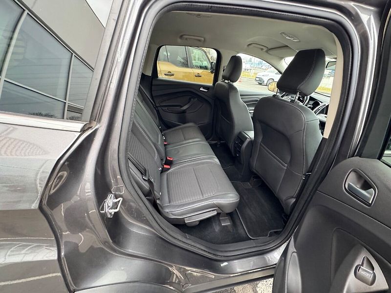 Ford Kuga AT TITANIUM - fotka 14 z 19