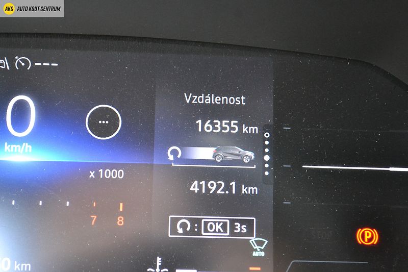 Renault Captur techno mild hybrid 140 - fotka 28 z 52