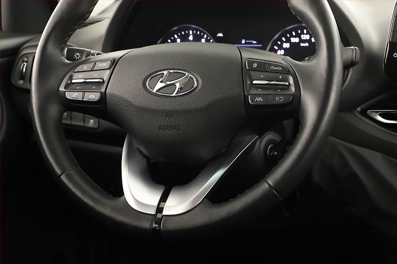 Hyundai i30 (2021) Style 1.0 T-GDI, Serv.kniha - fotka 12 z 13