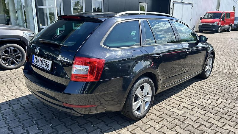 Škoda Octavia 1.5TSI Ambiente 150k 6MT  - fotka 9 z 15