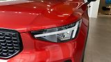 Volvo XC40 PLUS DARK, B4 AWD, 145+10 kW / - náhled 32