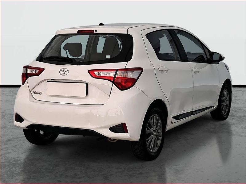 Toyota Yaris (2018) 1.0 VVT-i, ČR,1.maj, Tempomat - fotka 5 z 22