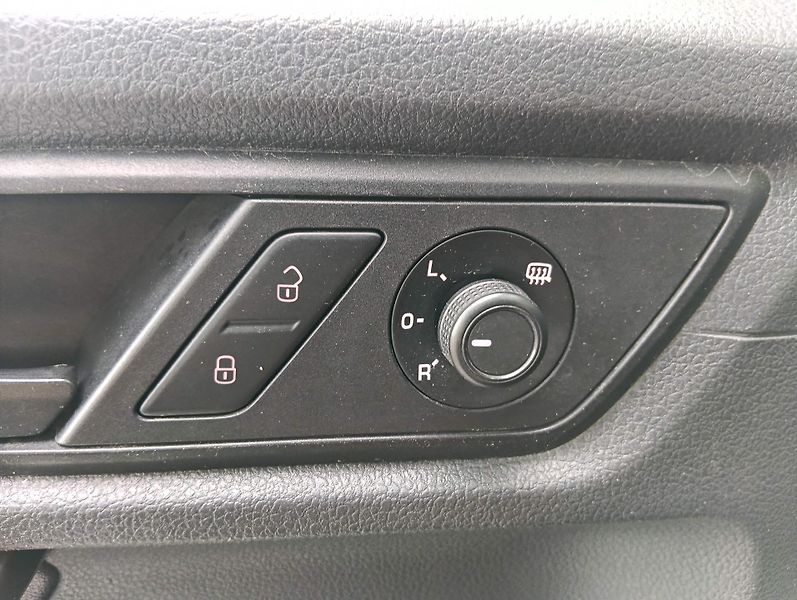 Volkswagen Caddy (2018) 2.0 TDI / 75kW, AC, DPH - fotka 23 z 34