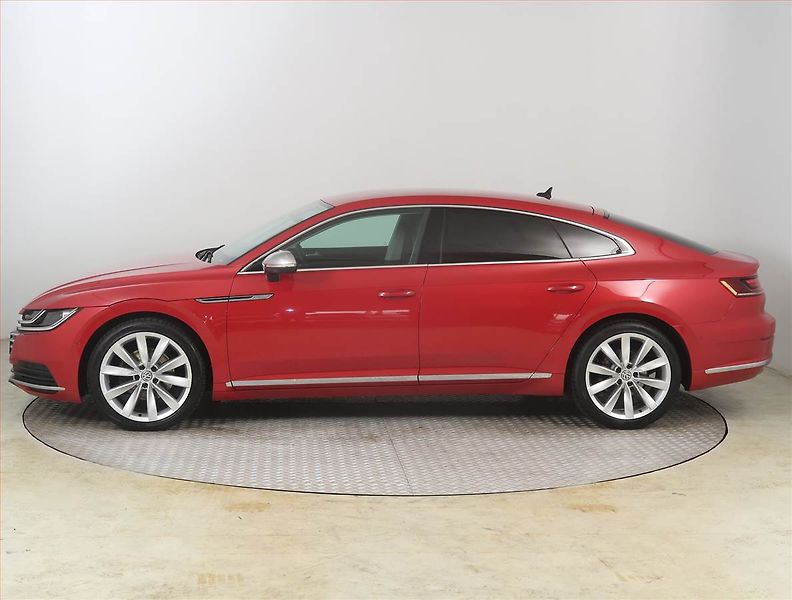 Volkswagen Arteon (2019) Elegance 2.0 TSI - fotka 3 z 24