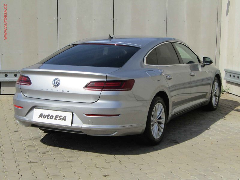Volkswagen Arteon (2019) 2.0 TDi, DSG, navi, park - fotka 4 z 18