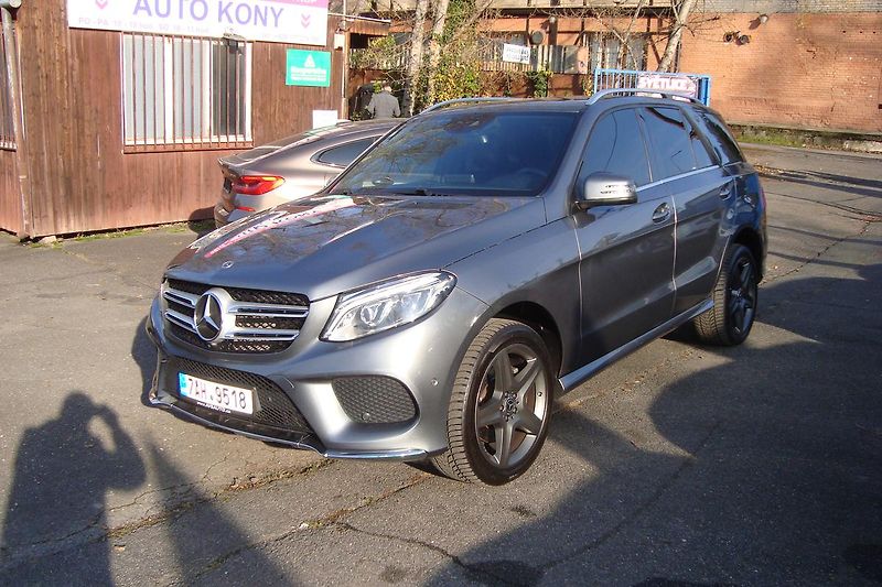 Mercedes-Benz GLE (2017) 350 D,4-Matic,AUT,AMG paket - fotka 10 z 92