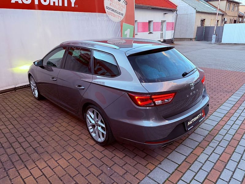 Seat Leon 1.4 TSi FR, Serviska - fotka 9 z 27