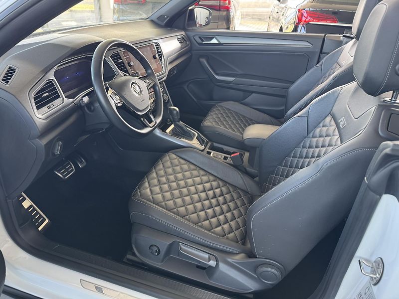 Volkswagen T-Roc (2021) 1,5TSi DSG REZERVACE - fotka 13 z 32