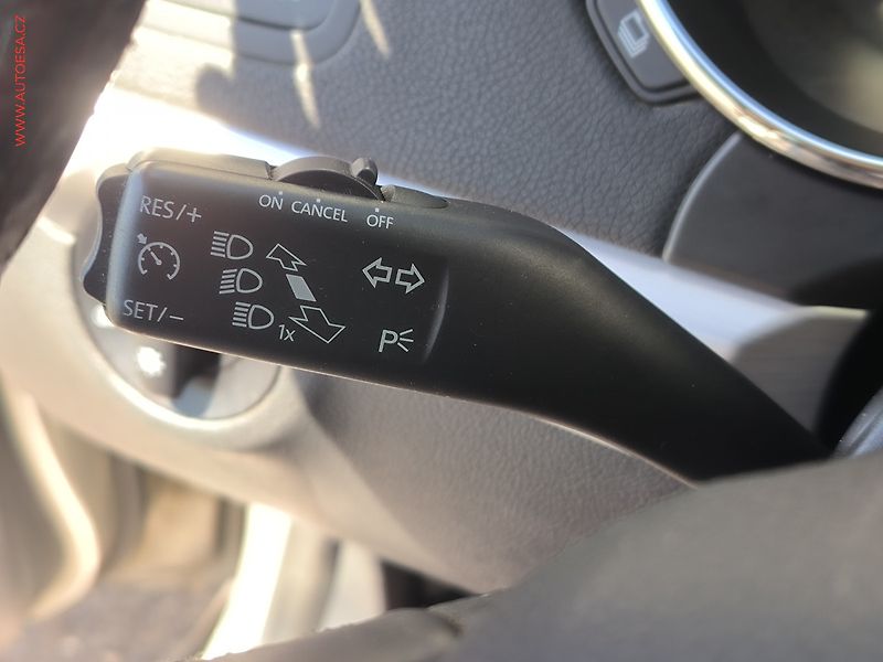 Škoda Yeti (2015) 2.0 TDi 4x4, Ambition, AT - fotka 15 z 19