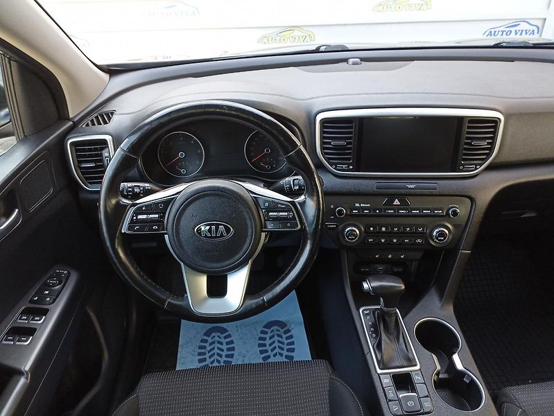 Kia Sportage 1,6CRDi 4x4, AT, Navi, ČR - fotka 16 z 36