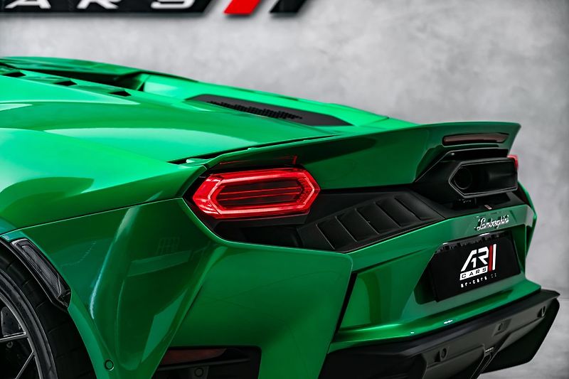 Lamborghini Ostatní (2026) - fotka 11 z 19