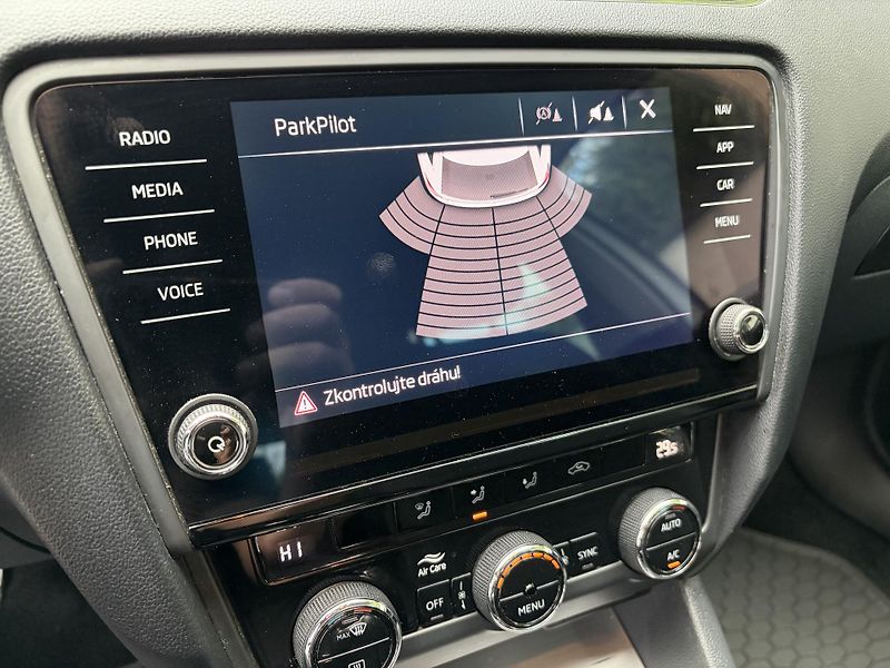 Škoda Octavia (2019) 4x4/1.6TDi/SERVIS ŠKODA/ - fotka 11 z 23