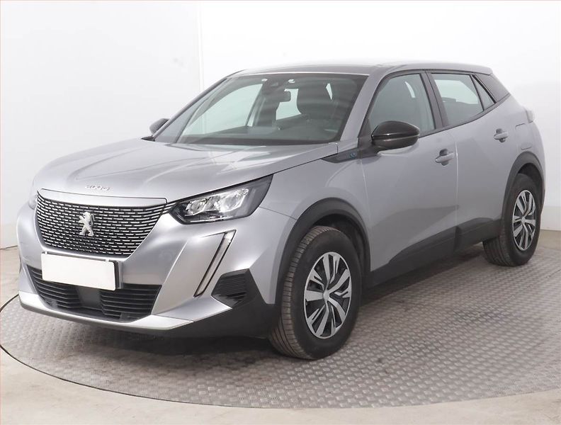 Peugeot 2008 (2023) Active Pack 50 kWh, SoH 98% - fotka 2 z 18