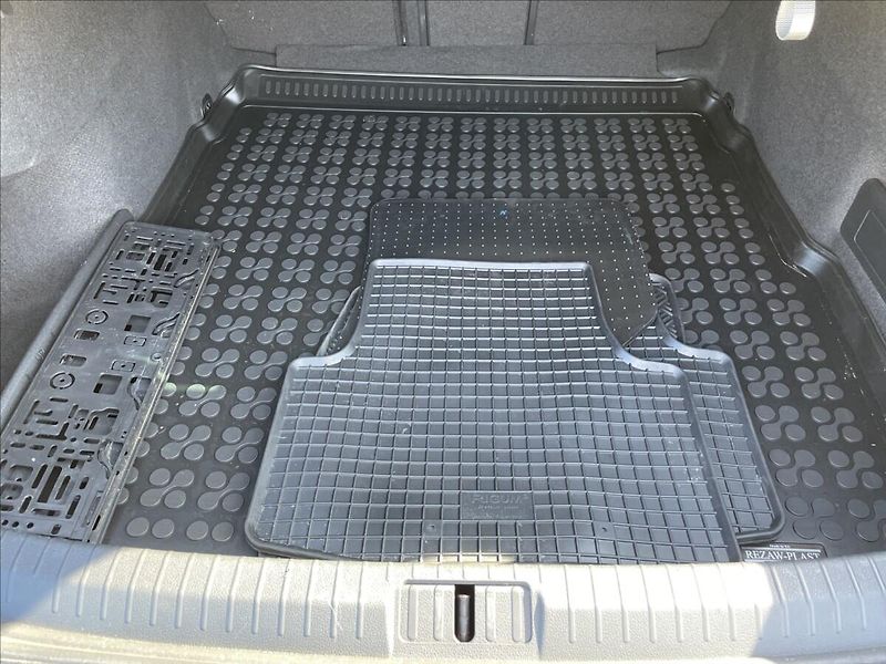 Volkswagen Passat 2,0 TDI 110KW 4X4 ČR. - fotka 22 z 22