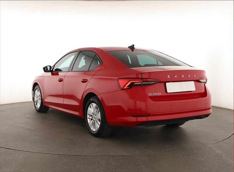 Škoda Octavia (2022) 1.5 TSI G-TEC - fotka 4 z 20