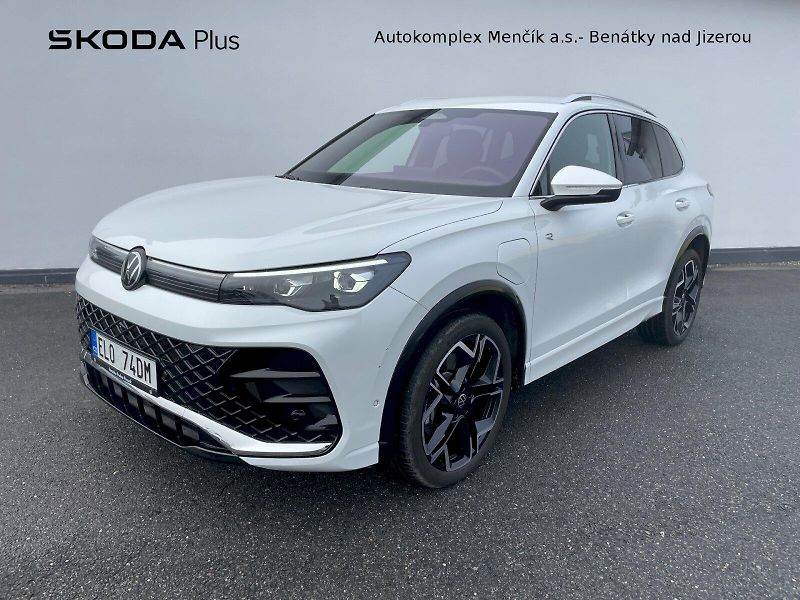 Volkswagen Tiguan (2025) R-LINE 1,5 TSI 130 KW EHYBRID - fotka 1 z 55