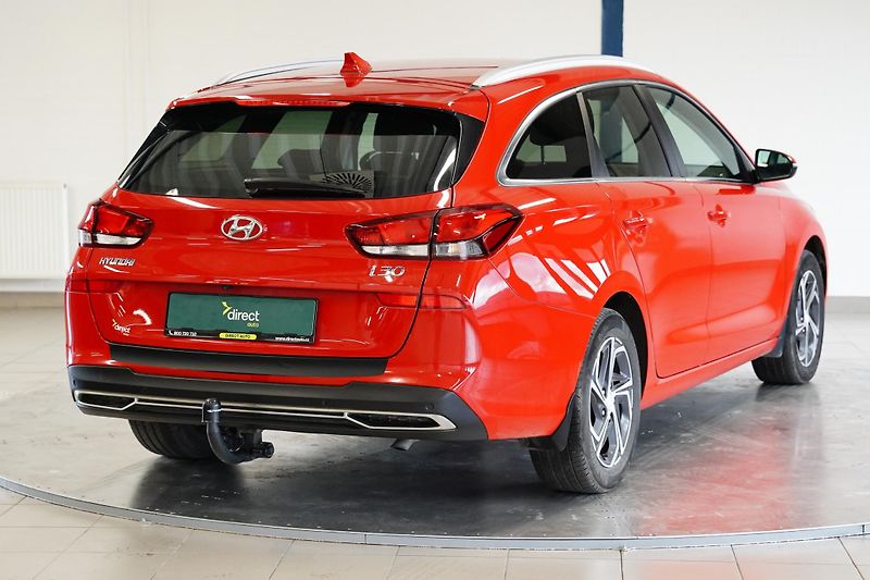 Hyundai i30 - fotka 2 z 6