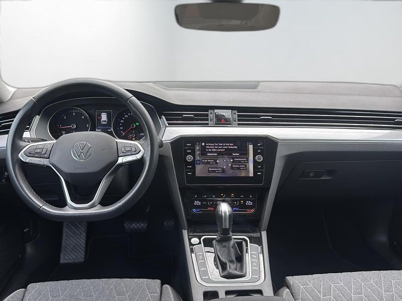 Volkswagen Passat 2.0TDI DSG 110kW DPH TZ 1.Maj - fotka 3 z 5