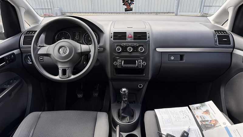 Volkswagen Touran 1.6TDi*77kW*COMFORT-LINE*1.MAJ - fotka 9 z 16