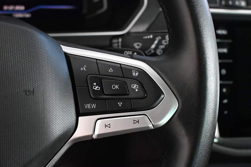 Volkswagen Tiguan (2023) 2.0 4MOTION LED DSG Life ACC T - fotka 15 z 37