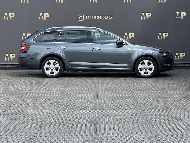 Škoda Octavia (2019) III 1.6TDi Style, Virtual, RZV - fotka 4 z 48
