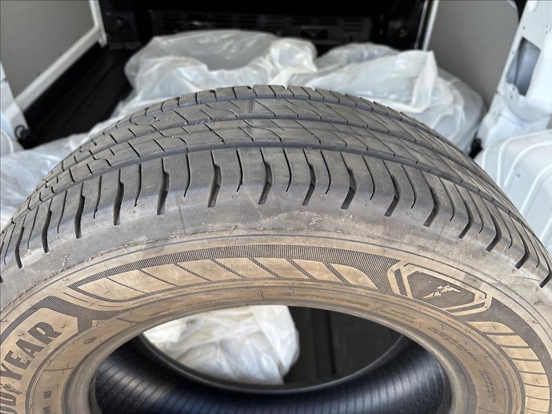 Ford Transit Custom 2,0 EcoBlue 100kW  L1 - fotka 11 z 34