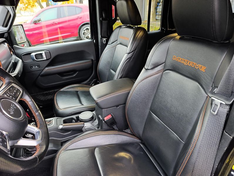 Jeep Gladiator (2021) Mojave 3,6 V6 - fotka 17 z 26