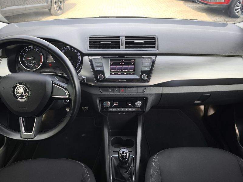 Škoda Fabia 2018 ČR 1.0 TSI 70kW Style - fotka 10 z 34