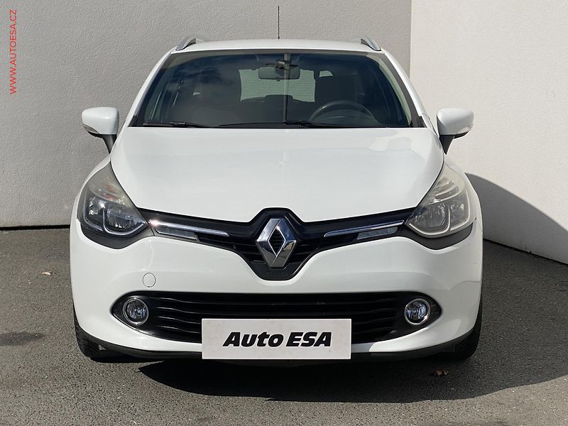 Renault Clio (2015) 1.5dCi, ČR, AC, + kola - fotka 2 z 17