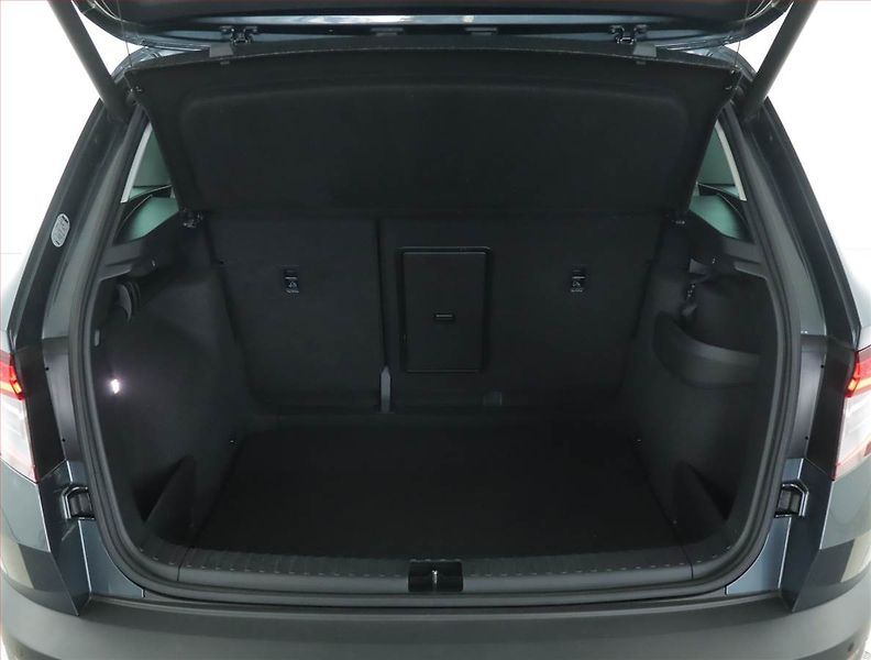 Škoda Karoq (2020) 1.5 TSI - fotka 12 z 14