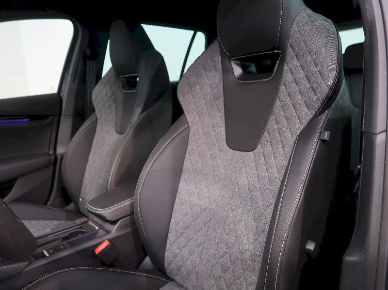 Škoda Octavia (2025) SPORTLINE 1.5TSI 110KW CANTON - fotka 14 z 41