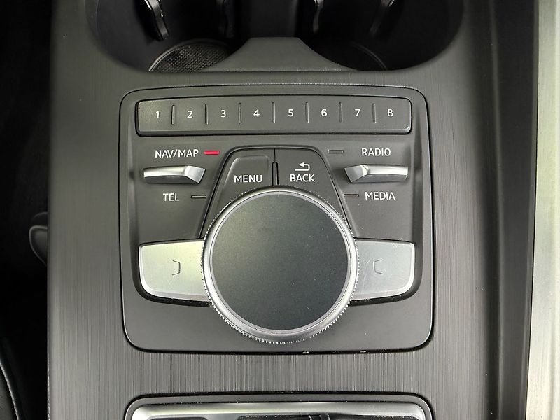 Audi A5 3.0TDI QUATTRO S-LINE SPORTBAC - fotka 23 z 29