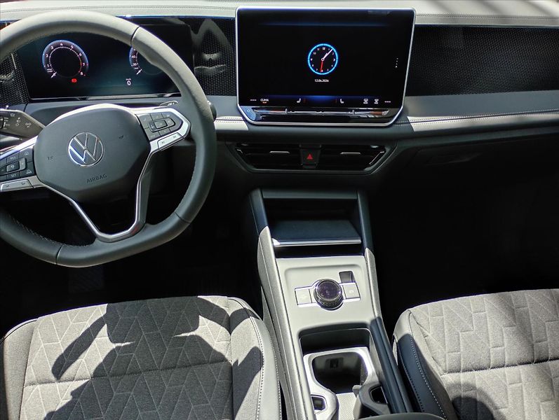 Volkswagen Tiguan (2026) 1,5 eTSI 110 kW mHEV  People - fotka 14 z 18