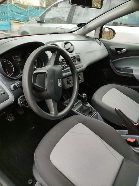 Seat Ibiza (2015) - fotka 8 z 13