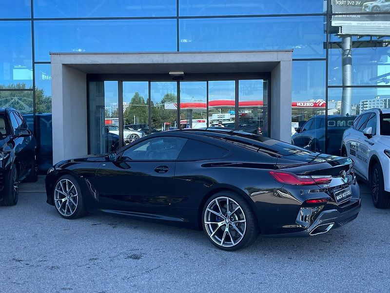BMW Řada 8 840D xDrive M Paket - fotka 4 z 28